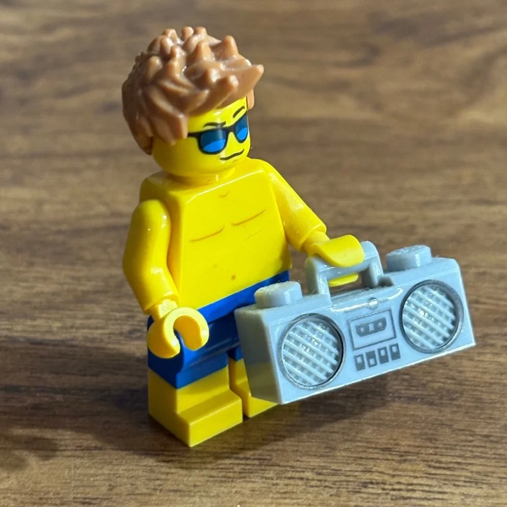 Lego Minifigure Surfer Guy with Sunglasses Boombox Blue Shorts Beach Lego City